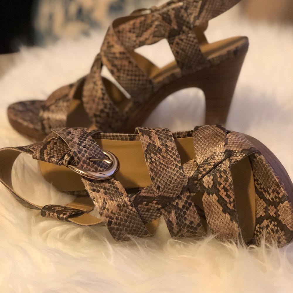 Nine west snake print heels